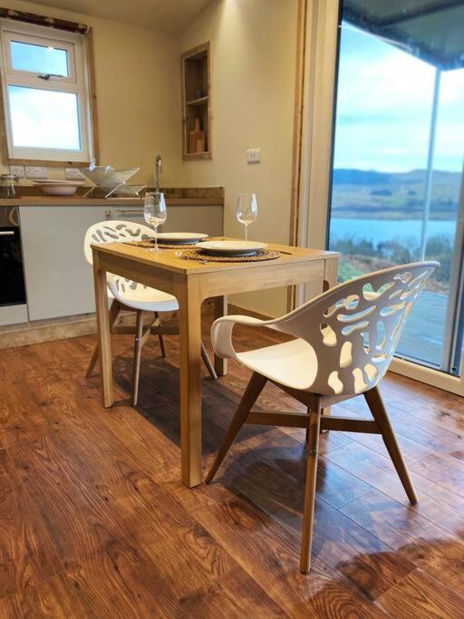 Odhran Lodge, St Conan'S Escape: Home With A View Loch Awe Buitenkant foto